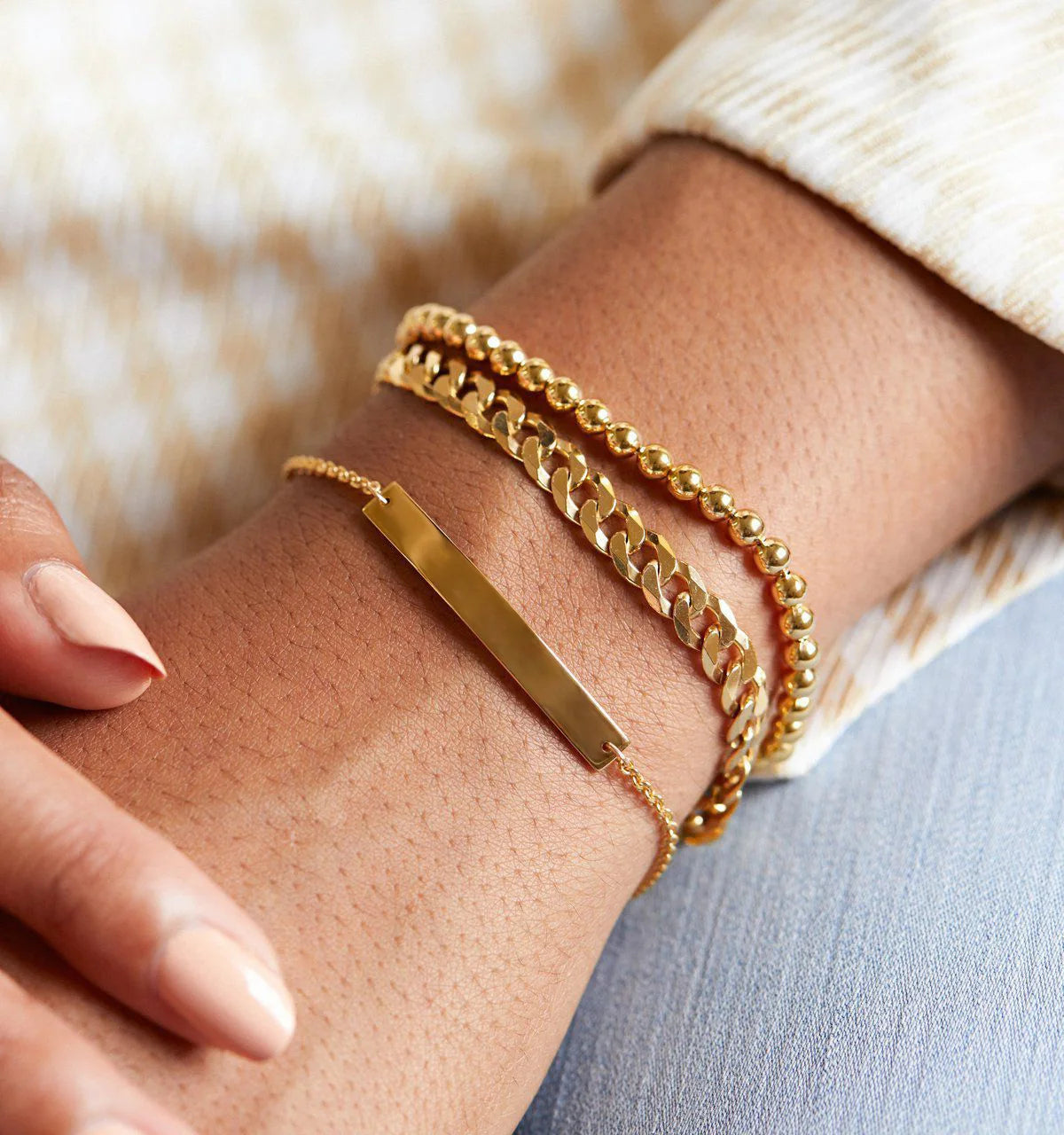 gold color Cuba